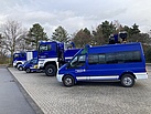 Die Fahrzeuge des THW OV Bad Honnef bei eine Pause